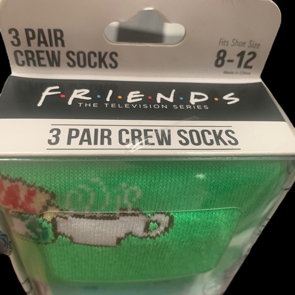 Bioworld Men’s 3 pack Friends Show Crew socks set Size 8-12 Gifts Novelties - Picture 3 of 3